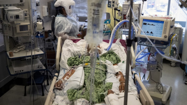 САЩ с близо 4 000 починали от COVID-19 за денонощие